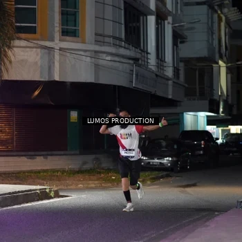 Runner Photo 7974167