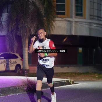 Runner Photo 7974205