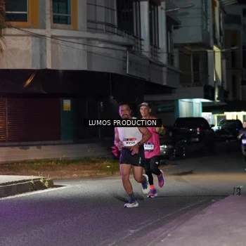 Runner Photo 7974251