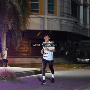 Runner Photo 7974334