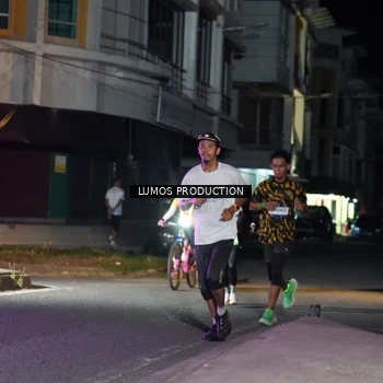 Runner Photo 7974355