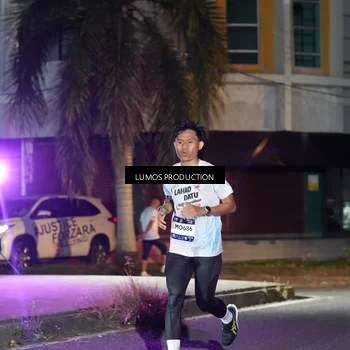 Runner Photo 7974357
