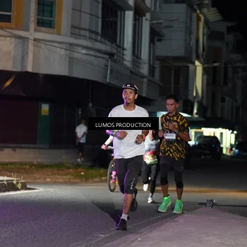 Runner Photo 7974364