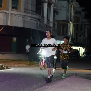 Runner Photo 7974365