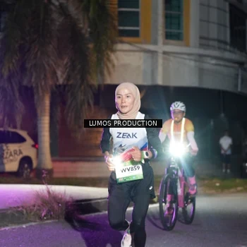 Runner Photo 7974412