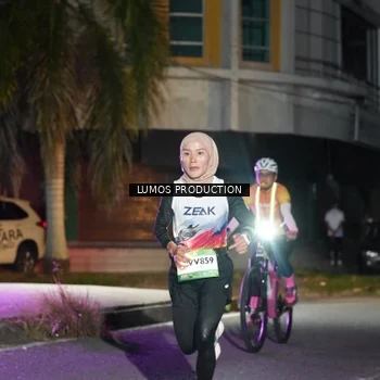 Runner Photo 7974413