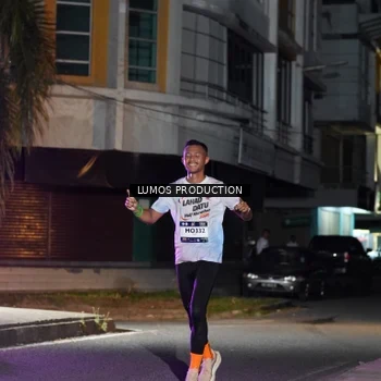 Runner Photo 7974459