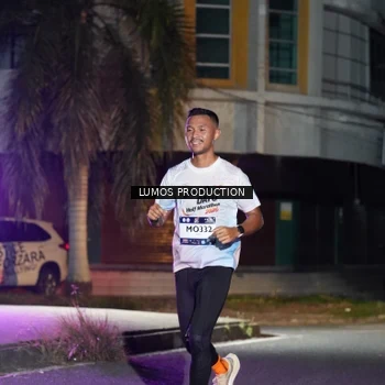 Runner Photo 7974464