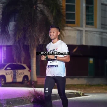 Runner Photo 7974471