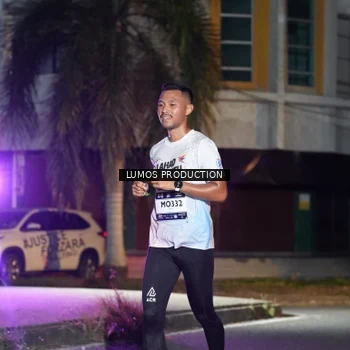 Runner Photo 7974472