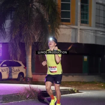 Runner Photo 7974513