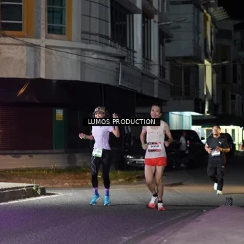 Runner Photo 7974522