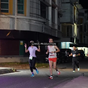 Runner Photo 7974533