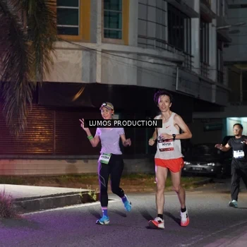 Runner Photo 7974535