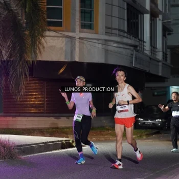 Runner Photo 7974538