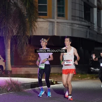Runner Photo 7974553
