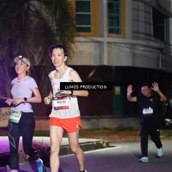 Runner Photo 7974561