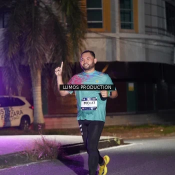 Runner Photo 7974605