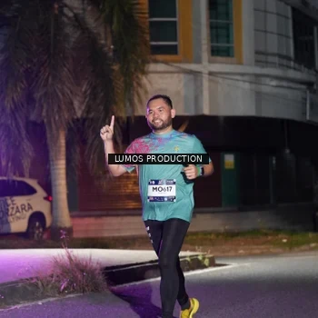 Runner Photo 7974610