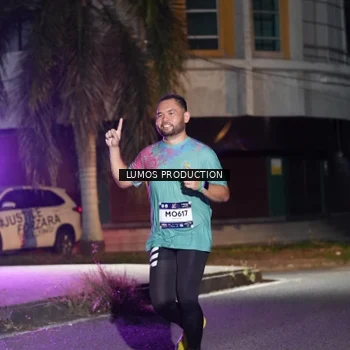 Runner Photo 7974615