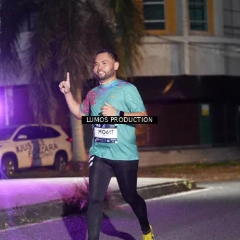 Runner Photo 7974618