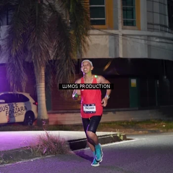 Runner Photo 7974652