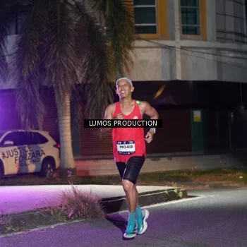 Runner Photo 7974658