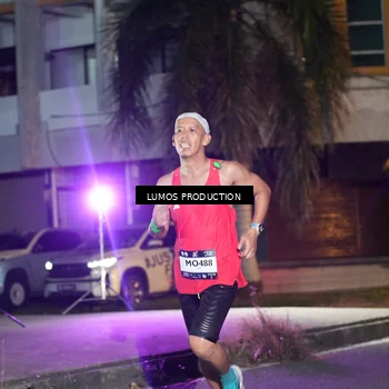 Runner Photo 7974674