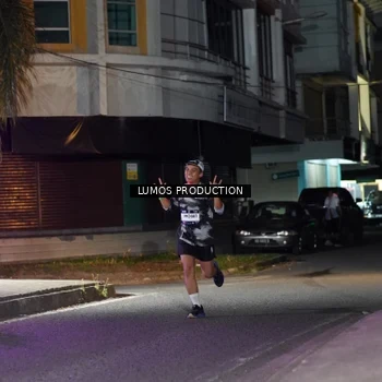 Runner Photo 7974688