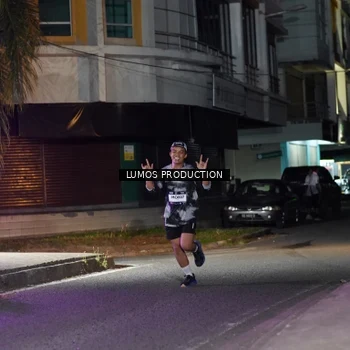 Runner Photo 7974698