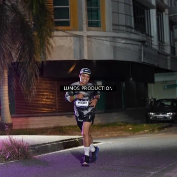 Runner Photo 7974700