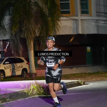 Runner Photo 7974715