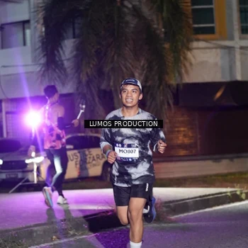 Runner Photo 7974722