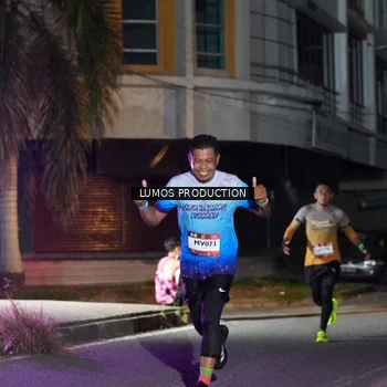 Runner Photo 7974746