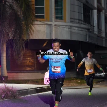 Runner Photo 7974750