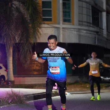Runner Photo 7974751