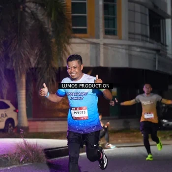 Runner Photo 7974756