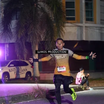 Runner Photo 7974766