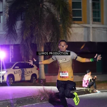 Runner Photo 7974768