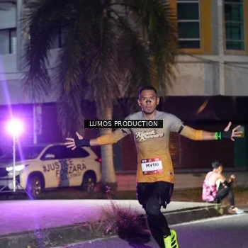 Runner Photo 7974771