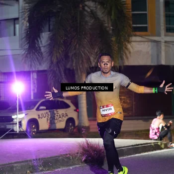 Runner Photo 7974775