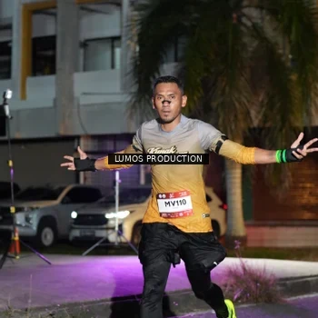 Runner Photo 7974785