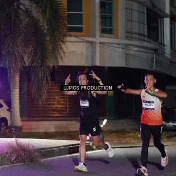 Runner Photo 7974849