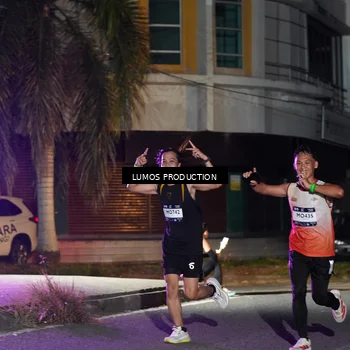 Runner Photo 7974850