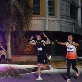 Runner Photo 7974851