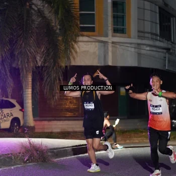 Runner Photo 7974852