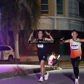 Runner Photo 7974856