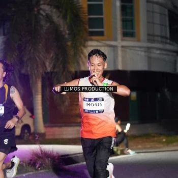Runner Photo 7974862