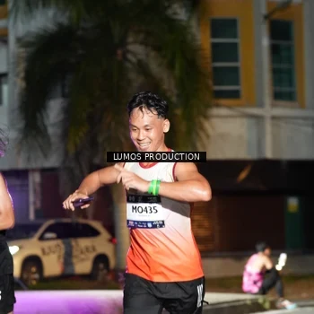 Runner Photo 7974872