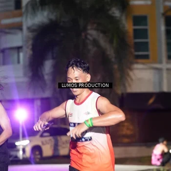 Runner Photo 7974874